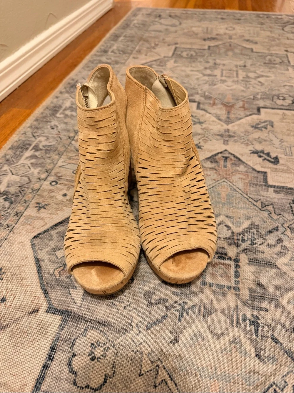 Paul Green Beige Suede Laser-Cut Peep-Toe Block-Heel Ankle-Height Sandals - Picture 5 of 6